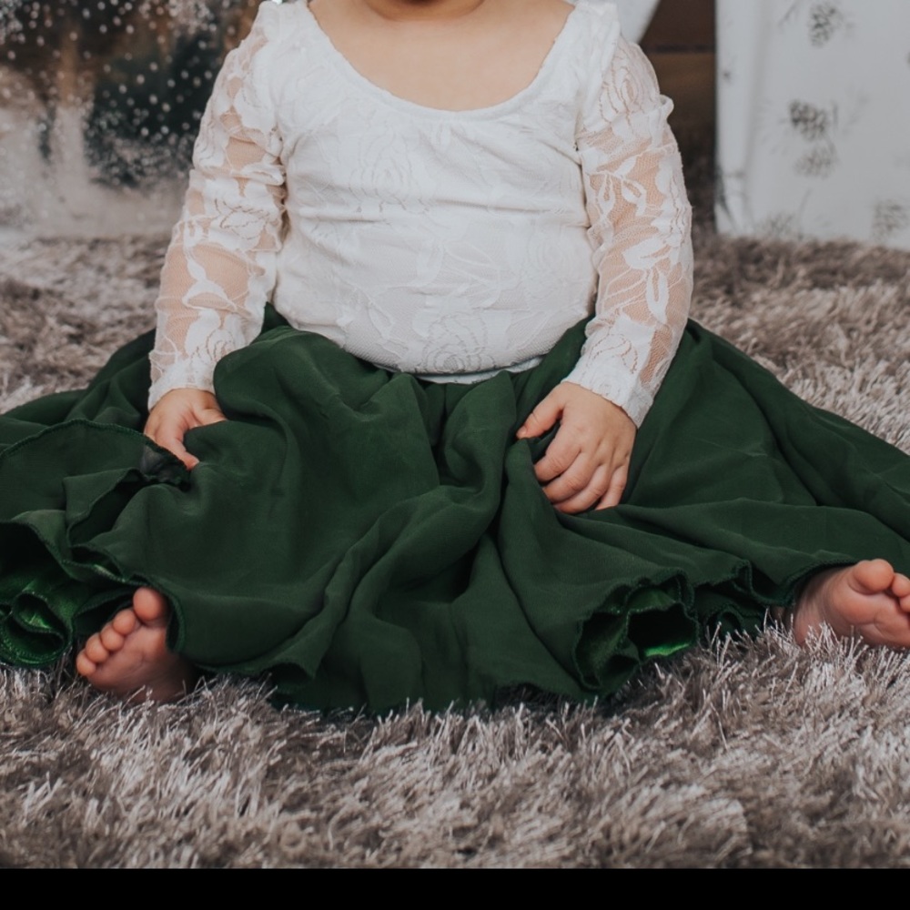 Bailey’s Blossom Holiday/Christmas Skirt & Leotard Set/Outfit — 6-9 Mo - Picture 12 of 13